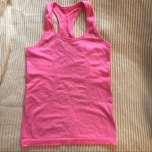 Lulu lemon pink swiftly tech top size 4